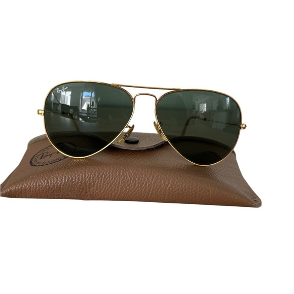 Vintage 1990’s B&L LO205 Ray Ban USA Aviator Sunglasses Gold Plate and Case - Picture 1 of 16